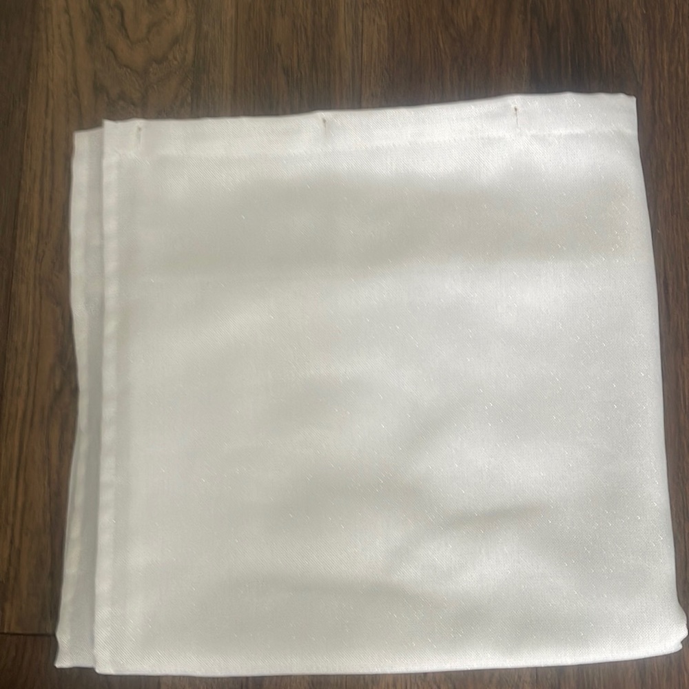 White Polyester Shower Curtain w/Towel Set